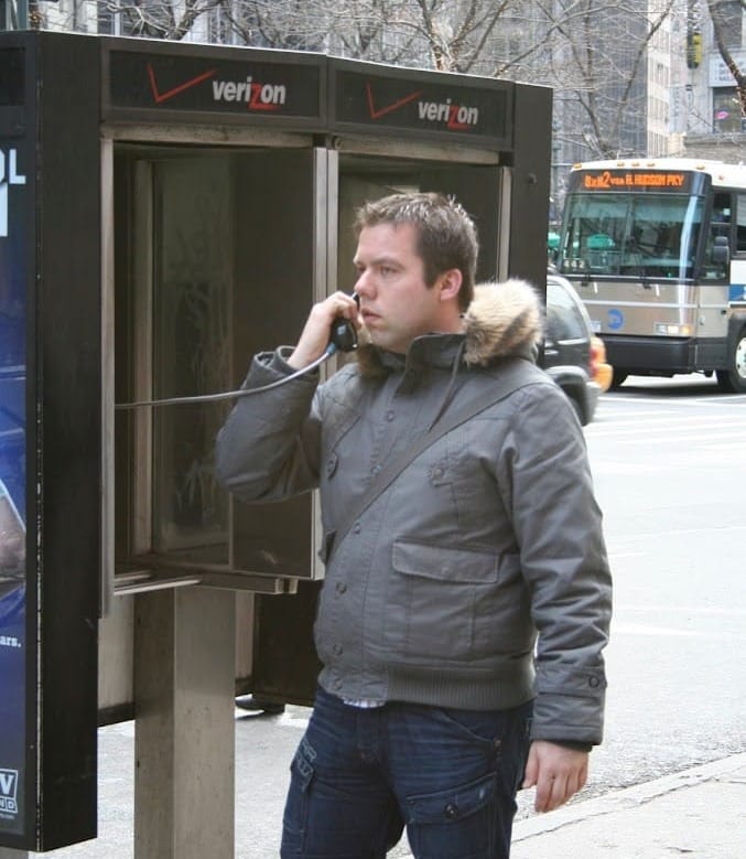 Niet bellen op de oprit.